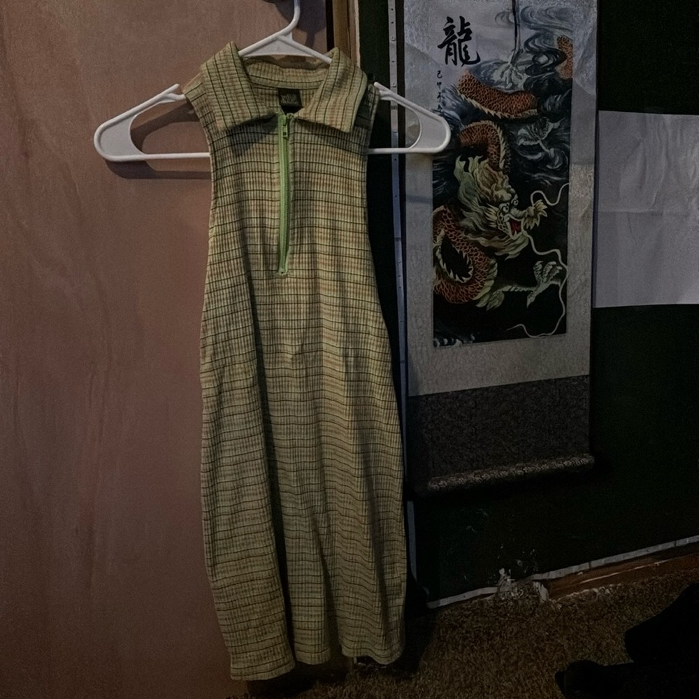 Girls 70s inspo dress